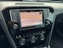 Volkswagen Passat Variant 1.4 TSI ACT Highline Business R | Airco | Elektrische ramen | Grote laadruimte | Dakrails | Navigatie | CarPlay | APK tot -21-11-2026 |