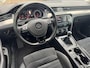 Volkswagen Passat Variant 1.4 TSI ACT Highline Business R | Airco | Elektrische ramen | Grote laadruimte | Dakrails | Navigatie | CarPlay | APK tot -21-11-2026 |