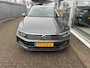 Volkswagen Passat Variant 1.4 TSI ACT Highline Business R | Airco | Elektrische ramen | Grote laadruimte | Dakrails | Navigatie | CarPlay | APK tot -21-11-2026 |