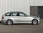 BMW 3-Serie Touring 318i Business Line inruil mogelijk
