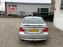 BMW 3-Serie 318i 2005 - RIJDT & SCHAKELT GOED - AIRCO - CRUISE CONTROL - GOED ONDERHOUDEN!