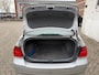 BMW 3-Serie 318i 2005 - RIJDT & SCHAKELT GOED - AIRCO - CRUISE CONTROL - GOED ONDERHOUDEN!