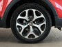 Renault Captur 0.9 TCe 90 Intens | Navigatie | Climate Control | Cruise Control | Lichtmetalen velgen 17" | Parkeersensoren voor, zij, achter en achteruitrijcamera | Dealer onderhouden!