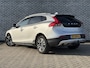 Volvo V40 Cross Country 2.0 T4 Momentum | Automaat | Trekhaak | Actieve LED koplampen | Navigatie | Stoelverwarming voor + achter | Climate control | Achteruitrijcamera | Keyless | Parkeersensoren achter | Standkachel | Getint glas |