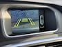 Volvo V40 Cross Country 2.0 T4 Momentum | Automaat | Trekhaak | Actieve LED koplampen | Navigatie | Stoelverwarming voor + achter | Climate control | Achteruitrijcamera | Keyless | Parkeersensoren achter | Standkachel | Getint glas |