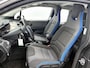 BMW i3 Basis 120Ah 42 kWh 170pk Automaat | Navigatie | Climate Control | Cruise Control | Stoelverwarming | 19"LMV | Parkeersensoren |