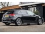Mercedes-Benz A-klasse 200 AMG Line Panoramadak I Adaptive Cruise I 360 I HeadUp I Memory I Sfeerverlichting I NL Auto I NAP I BTW