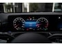 Mercedes-Benz A-klasse 200 AMG Line Panoramadak I Adaptive Cruise I 360 I HeadUp I Memory I Sfeerverlichting I NL Auto I NAP I BTW