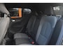Volvo XC40 T4 Recharge Inscription| Stoel + Stuur Verwarmd | Trekhaak | Camera | Apple CarPlay | BLIS |