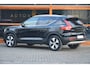 Volvo XC40 T4 Recharge Inscription| Stoel + Stuur Verwarmd | Trekhaak | Camera | Apple CarPlay | BLIS |