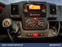 Peugeot Boxer 2.2 BlueHDi 141pk Bakwagen 436cm Lang Laadklep Euro6 Airco | Cruisecontrol | 1055kg laadvermogen Bijrijdersbank