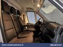 Peugeot Boxer 2.2 BlueHDi 141pk Bakwagen 436cm Lang Laadklep Euro6 Airco | Cruisecontrol | 1055kg laadvermogen Bijrijdersbank
