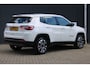 Jeep Compass 1.5T e-Hybrid Altitude / Navigatie / 360 Camera / Stuur -en stoelverwarming / Keyless / Draadloze telefoonlader / Carplay /