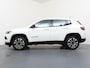 Jeep Compass 1.5T e-Hybrid Altitude / Navigatie / 360 Camera / Stuur -en stoelverwarming / Keyless / Draadloze telefoonlader / Carplay /