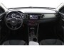 Kia Niro Hybrid 1.6 GDi Design Edition Afneembare trekhaak - Panorama dak - Navigatie - Camera - Cruise Control Kia dealer onderhouden