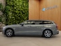 Volvo V60 2.0 B3 Essential Edition | Stuur/stoelverwarming | Camera | CarPlay | Leder