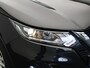 Nissan Qashqai 115pk N-Connecta | Trekhaak | Stoelverwarming | Navigatie | 360 Rondom camera | Climate control |