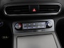 Hyundai Kona Electric EV Limited 64 kWh | SOH 100% | 3 Fase | Stoelventilatie | Head-Up | Adaptive cruise | Camera | Leder | Carplay | Achterbankverwarming | Warmtepomp | Keyless | Full LED | Dodehoek detectie