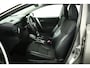 Toyota Auris 1.8 Hybrid Executive | Trekhaak | Navigatie | Half Lederen interieur | Climate Control | Keyless Entry |