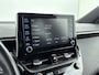 Toyota Corolla 1.8 Hybrid Style | Stoelverwarming | Parkeercamera | Apple Carplay / Android Auto | Parkeersensoren Achter |