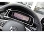 Volkswagen T-Roc 1.5 TSI 150pk DSG R-Line Edition | Winter Pakket | Matrix-LED | Achteruitrijcamera