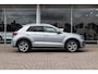 Volkswagen T-Roc 1.5 TSI 150pk DSG R-Line Edition | Winter Pakket | Matrix-LED | Achteruitrijcamera