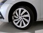 Skoda Octavia Combi 1.0 e-TSI Business Edition Plus "Origineel NL!" Automaat Full-LED Apple-carplay Stoelverwarming Virtual Keyles