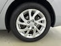 Toyota Auris Touring Sports 1.8 Hybrid Dynamic | Parkeercamera | Cruise Control | 16" Lichtmetalen velgen |