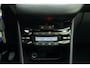 Peugeot 2008 1.2 PureTech Blue Lease Allure Camera l Climate Control l DAB l Apple Carplay/Android Auto l Navigatie l Bluetooth l LED l Panoramadak l PDC