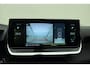 Peugeot 2008 1.2 PureTech Allure Pack Digitaal Instrumentenpaneel l Camera l PDC l Apple Carplay/Android Auto l Navigatie l Bluetooth l Climate Control l Cruise Control l Keyless l Lichtmetalen Velgen