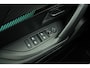 Peugeot 2008 1.2 PureTech Allure Pack Digitaal Instrumentenpaneel l Camera l PDC l Apple Carplay/Android Auto l Navigatie l Bluetooth l Climate Control l Cruise Control l Keyless l Lichtmetalen Velgen
