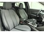 Peugeot 2008 1.2 PureTech Allure Pack Digitaal Instrumentenpaneel l Camera l PDC l Apple Carplay/Android Auto l Navigatie l Bluetooth l Climate Control l Cruise Control l Keyless l Lichtmetalen Velgen