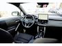 Toyota Corolla Cross 2.0 Full Hybrid Dynamic Automaat | Panoramadak | All Season banden | Adaptieve cruisecontrol | Stuur/stoelverwarming | camera