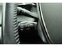 Peugeot 2008 1.2 PureTech GT-Line 3D-Cockpit l Stoelverwarming l Apple Carplay/Android Auto l Climate control l Cruise control l Keyless l DAB l Camera l PDC l Lichtmetalen velgen