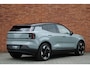 Volvo EX30 Single Motor Extended Range Plus 69 kWh | Stoel-/ stuurwielverwarming | Extra getint glas | Harman Kardon | Elektrische achterklep | Keyless entry | Adaptieve cruise control | BLIS | 19 inch. lichtmetalen velgen | All-season banden