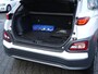 Hyundai Kona Electric EV Fashion 64 kWh / Schuifdak / Leer