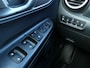 Hyundai Kona Electric EV Fashion 64 kWh / Schuifdak / Leer