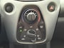 Toyota Aygo 1.0 VVT-i x-play (Camera- Navigatie via APP - Airco - Lichtmetalen velgen - Apple Carplay)