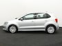 Volkswagen Polo 1.2 TDI BlueMotion Comfortline Airco, Boordcomputer, Cruise control, Elektronisch Stabiliteits Programma, Elektronische remkrachtverdeling, Radio-cd/mp3 speler mooie zuinige polo met een lage km-stand met NAP. De Volkswagen Polo 1.2 TDI BlueMotion Comfortline uit 2012 is een compacte en bijzonder zuinige diesel. Met zijn 1.2-liter 3-cilinder motor (
