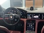 Porsche Taycan Cross Turismo Turbo S 93 kWh / Panoramadak / 360Camera / Head-up / Passenger Display / Luchtvering / 21'' / Bose / Keyless / Sportdesign+Chrono / Stoelventilatie+Verwarming / Stuurverwarming / Dodehoek / DAB / ACC