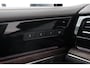 Volkswagen Touareg 3.0 TSi eHybrid 4MOTION Elegance | Luchtvering | Trekhaak | Panoramadak | Head-Up | 360 Camera | Ventilatie | Stoel+Stuurverwarming
