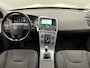 Volvo XC60 2.0 D3 FWD Momentum Trekhaak Navigatie Zitverhoger Cruise Control Lichtmetaal