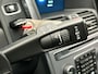 Volvo XC60 2.0 D3 FWD Momentum Trekhaak Navigatie Zitverhoger Cruise Control Lichtmetaal