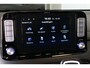 Hyundai Kona Electric EV Premium 64 kWh | Leder | Stoel en stuur verwarming | Stoel ventilatie | | Achteruitrijcamera | Airco (automatisch) | Apple Carplay/Android Auto|telefoonintegratie premium