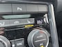 Volkswagen T-Roc 1.5 TSI R-Line / AUTOMAAT/ PANO/ 2X R-LINE/ TREKHAAK/ CLIMA/ DIGITAL DASH/ NAVI/ APP-CONNECT/ STOELVERWARMING