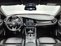Alfa Romeo Giulia 2.0 T Veloce 280pk Automaat | Elektrische Bestuurdersstoel | 19" LMV | Apple Carplay/Android Auto | Dodehoekdetectie | Adaptieve Cruise Control | Lederen Bekleding |