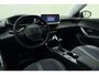 Peugeot 2008 1.2 PureTech Blue Lease Allure 130 PK | Handgeschakeld | Trekhaak | Navigatie | Climate Control | Airco | Cruise Control | Camera | Licht Metalen Velgen