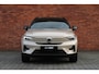 Volvo EX40 Single Motor Extended Range Plus | Demo Deal | Verwarmbare voorstoelen&stuurwiel | Premium audio by Harman Kardon | Adaptieve cruise control | Warmtepomp | 360 graden camera | Pilot assist | Keyless | All season banden