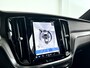 Volvo V60 T6 Plug-in hybrid AWD Plus Dark | Panoramadak | 360° camera | Harman Kardon | Stoel- en Stuurverwarming | Trekhaak