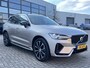 Volvo XC60 2.0 T6 Plug-in hybrid 350 pk AWD Plus Dark Navigatie Panoramadak Standkachel Elek Comfortstoelen Harman Kardon Leder Stoelverwarming v+a Camera Carplay 20 Inch Velgen Extra Getint Glas Long Range Bright Dusk Metallic 1e Eigenaar